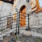 Kocca Ev داتْشا