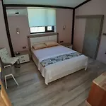 Kocca Ev داتْشا