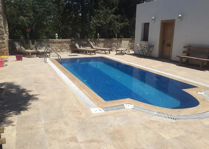 Отель Kocca Ev 3*