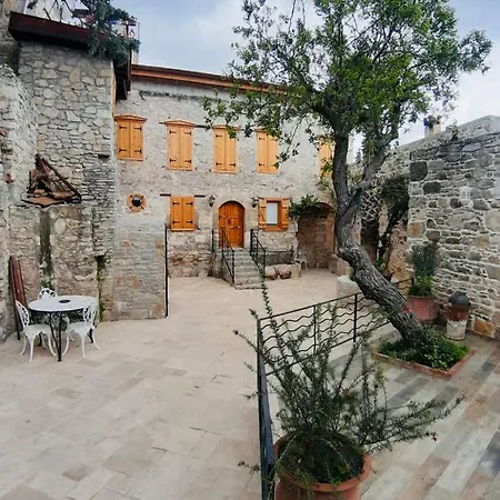 Hotel Kocca Ev 3*